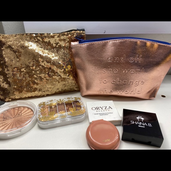 Makeup Bundle - Picture 3 of 3